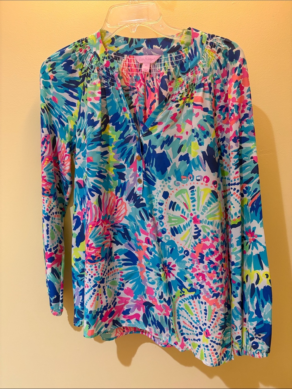 EUC Lilly Pulitzer Multicolor Floral Blouse size XS